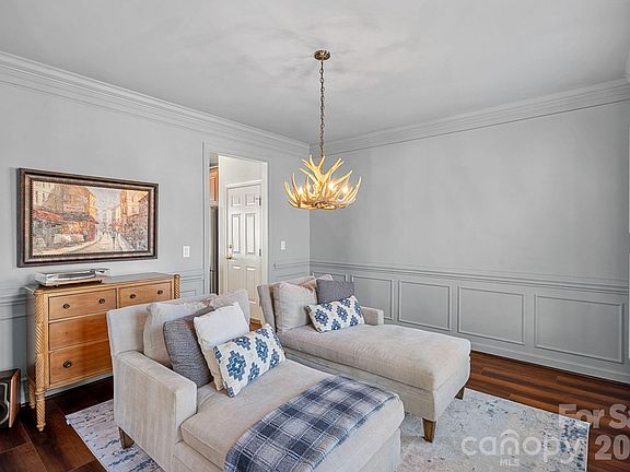 5th image of 15910 Northstone Dr