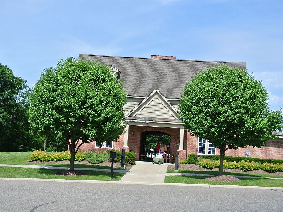2nd image of 1529 Callaway Ct