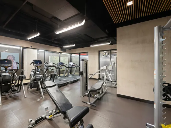 300 East 64th Street image 8 of 8