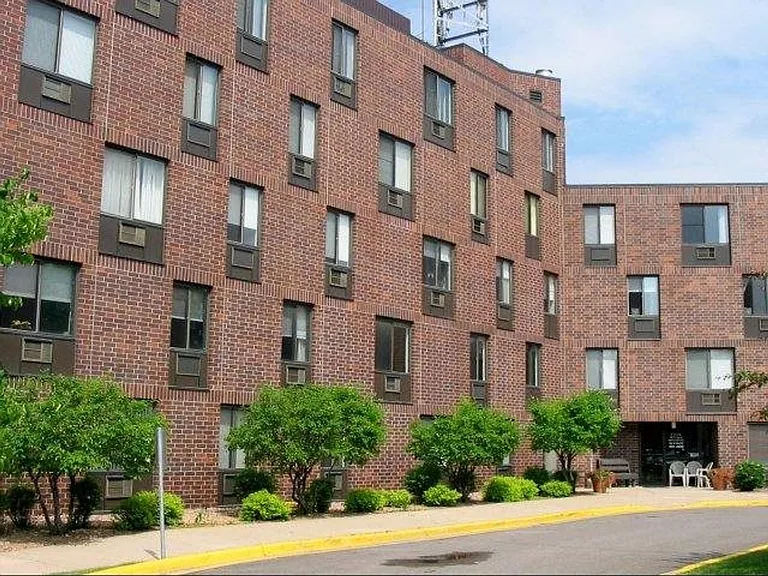 Creek Terrace — Photo 17