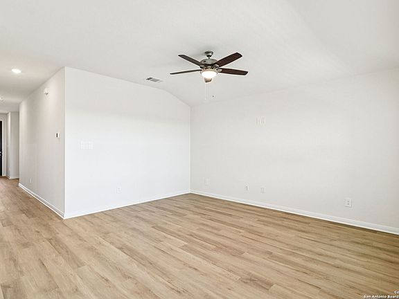 5th image of 3063 Pike Drive