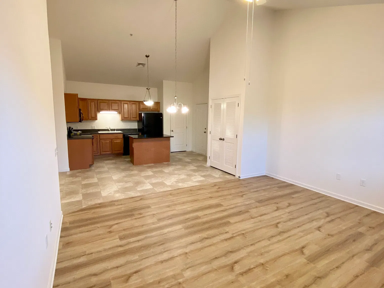 1002 Tumblestone Dr — Photo 3