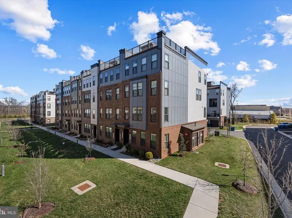 44625 Wolfhound Sq, Ashburn, VA 20147