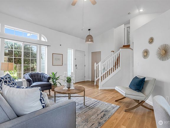 5th image of 1724 88th Avenue NE