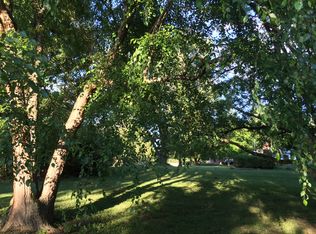 9 Williamsburg Rd, Saint Louis, MO 63141