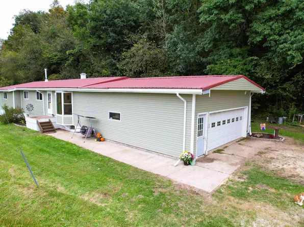 31187 County Road F Rd, Blue River, WI 53518