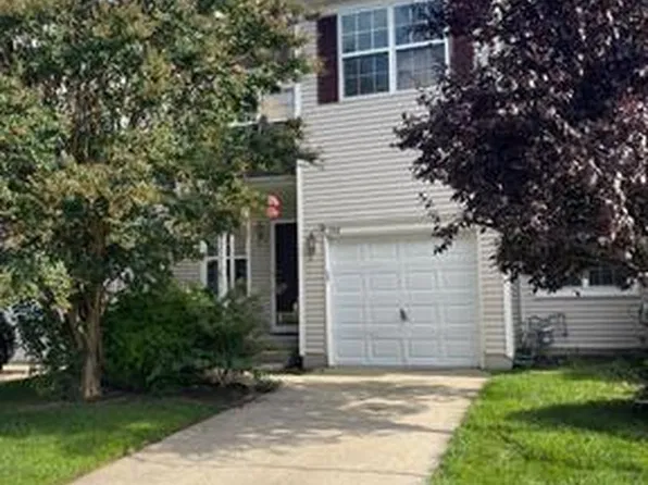 196 Chancellor Dr, Deptford, NJ 08096