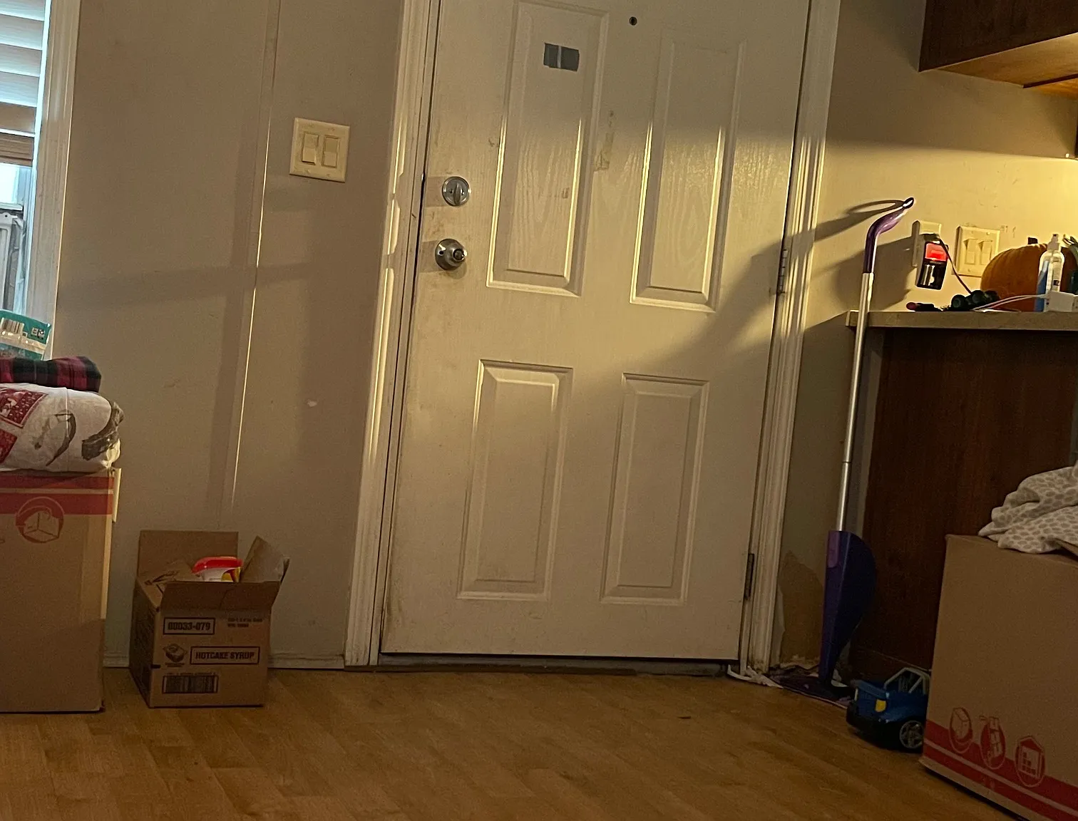 2 bed, 960 sqft, $750 — Photo 3