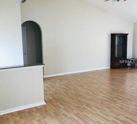 2nd image of 1010 Arbor Hill Cir