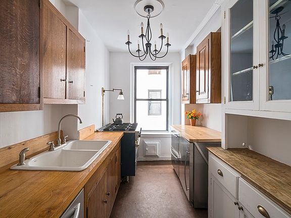 5th image of 415 Central Park W APT 9C