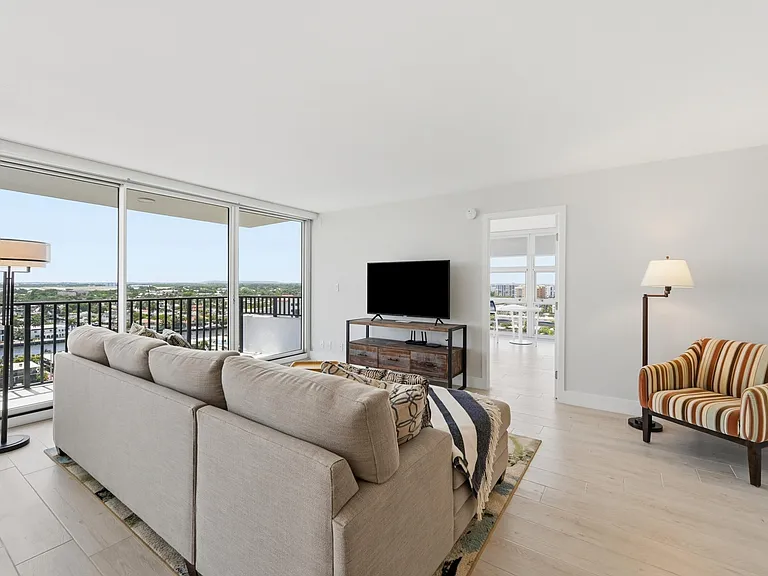 531 N Ocean Blvd #1601 — Photo 3