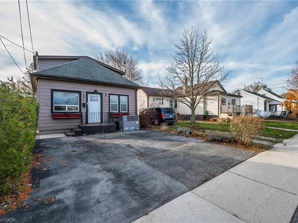 191 Gilmore Rd, Fort Erie, ON L2A 2M2
