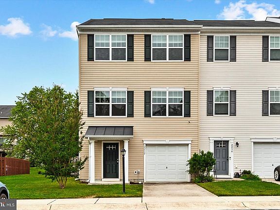 2nd image of 2232 Mallard Landing Dr