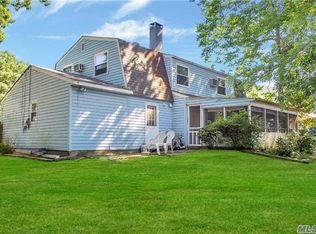 56 Hooper St, Port Jefferson Station, NY 11776