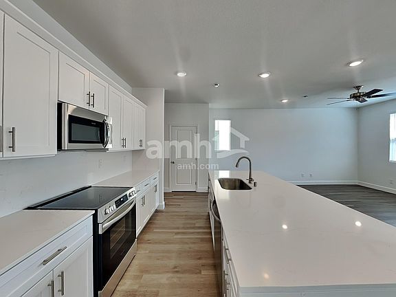 3rd image of 6417 Rush Ave
