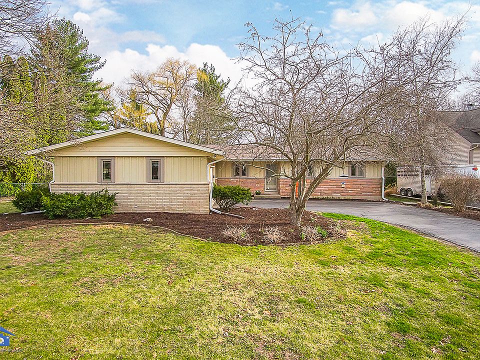1st image of 15357 W Wildwood Ct
