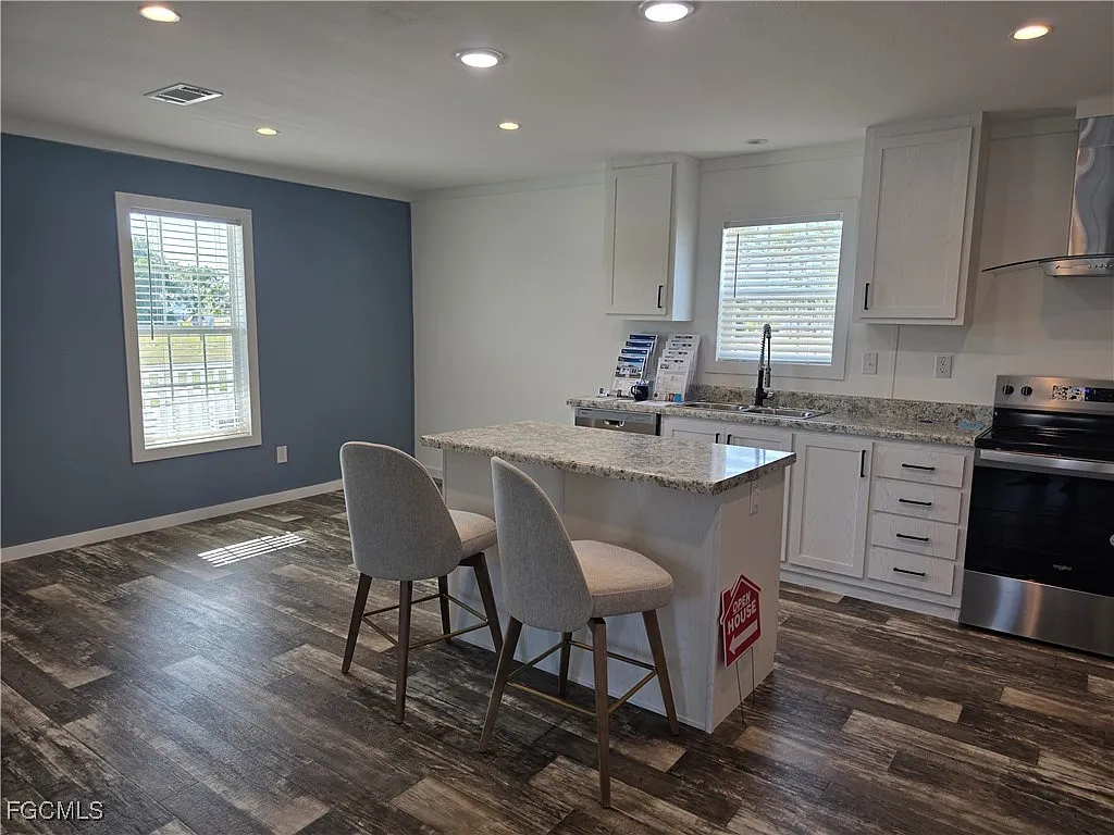 3 bed, 2.0 bath, 1280 sqft, $1,600 — Photo 4