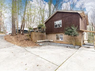 3713 Ashford Dunwoody Rd NE, Atlanta, GA, 30319