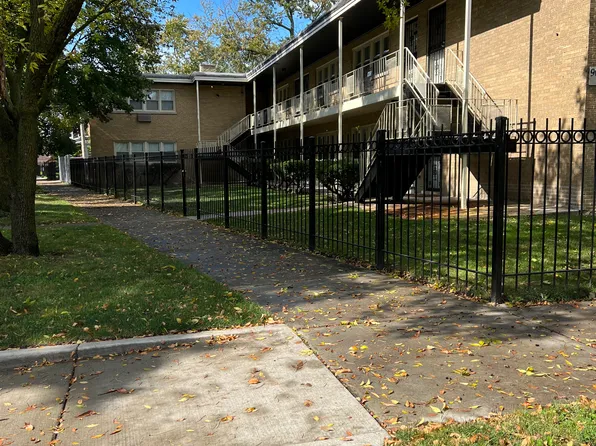 9022 S Dauphin Ave Unit 1, Chicago, IL 60619