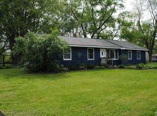 10008 Stevenson Dr, Temperance, MI 48182