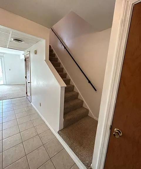 8 Crestview Dr — Photo 11