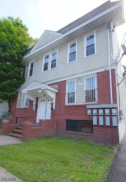 2 bed, 1200 sqft, $2,250 — Photo 2