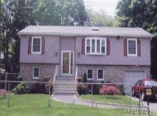 50 Hilltop Ave, West Babylon, NY 11704