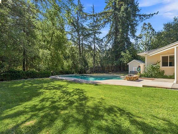 5th image of 5075 Alhambra Valley Rd
