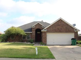 1008 Diane St, Aubrey, TX 76227