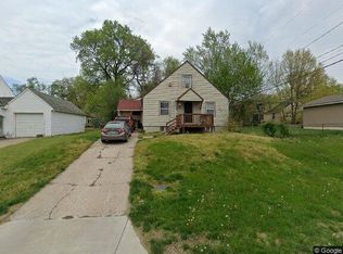 2808 E 67th St, Kansas City, MO 64132