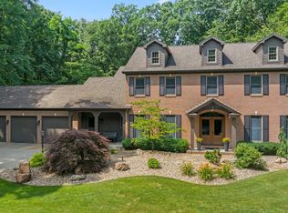 55105 Colonial Ridge Dr, Bristol, IN 46507