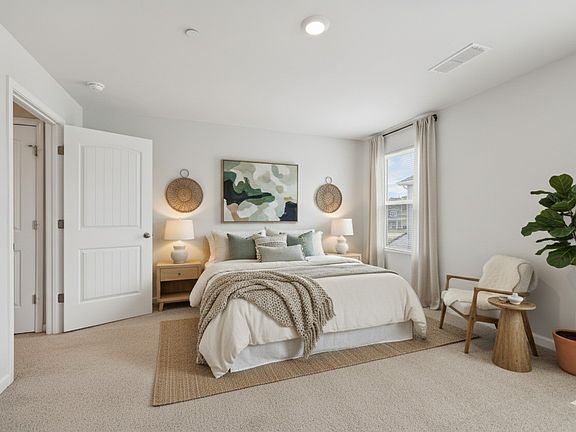 5th image of 115 Grayson Cir