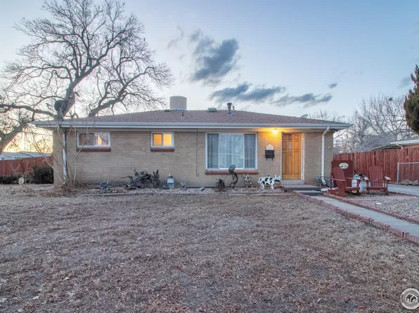 3007 Victor St, Aurora, CO 80011