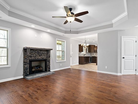 3rd image of 1779 Oak Forest Dr