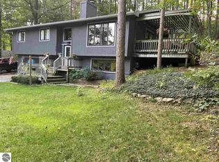 3380 Hardwood Dr, Traverse City, MI 49686