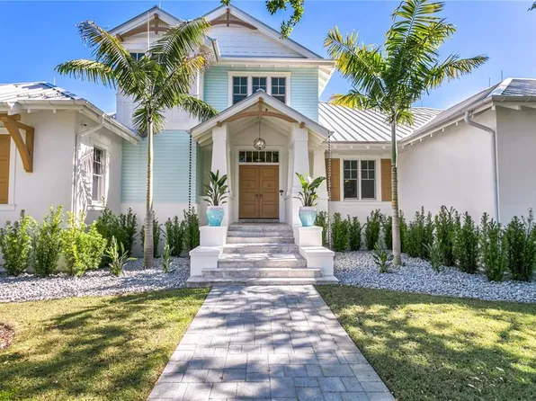 1695 Brightwaters Blvd NE, Saint Petersburg, FL 33704