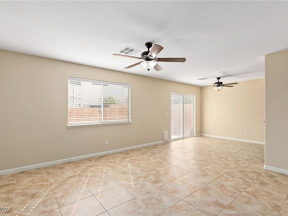 4th image of 758 Peregrine Falcon St #0