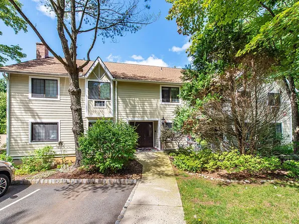 11F Foxwood Dr #11F, Morris Plains, NJ 07950