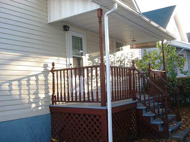2nd image of 1610 Clementian St