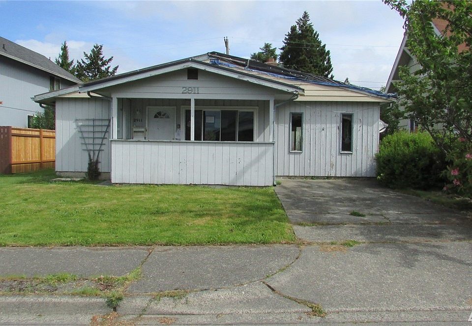 1st image of 2911 S 15th St