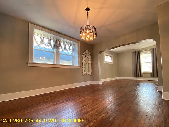 3rd image of 4317 Tacoma Ave