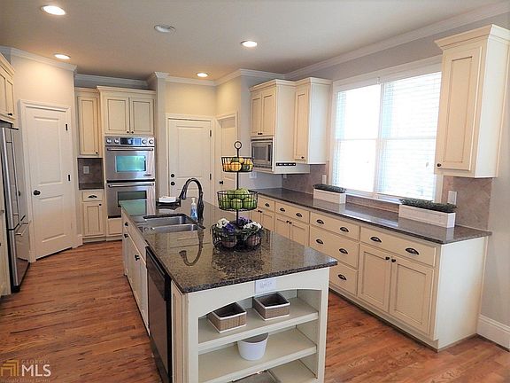 4th image of 4170 Onslow Pl SE
