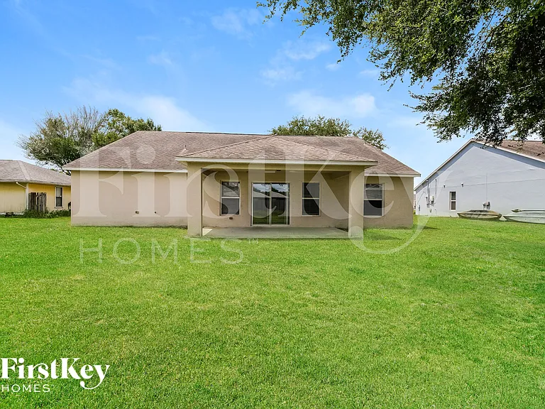 2831 SE Hutchings Ave — Photo 17