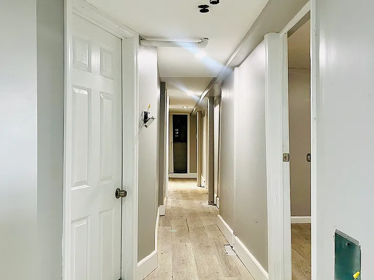 9 Rosedale Ave — Photo 8