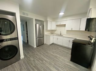 6862 N 44th Ave APT 5, Glendale, AZ 85301