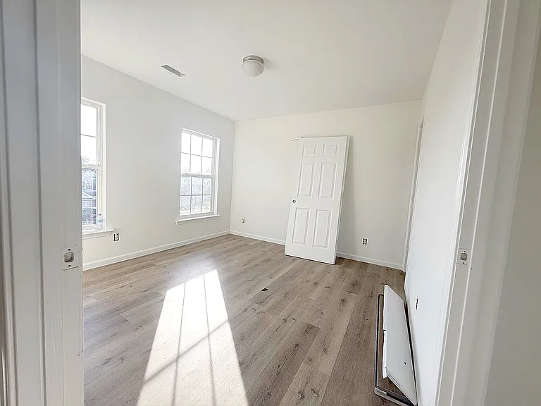 414 Bentridge Dr — Photo 6