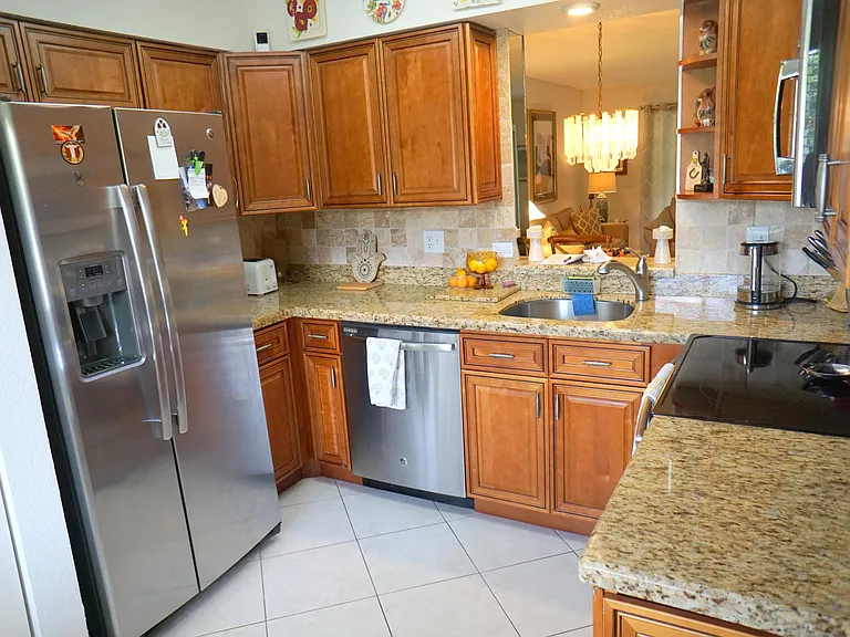 7286 Huntington Ln #306 — Photo 7