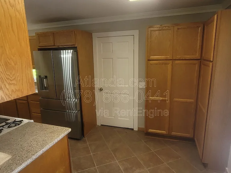 4216 Smithsonia Ct — Photo 4