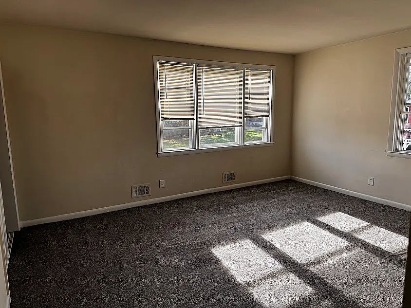 1st image of 4804 Crosswood Ave #2