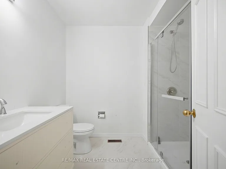 4676 Owl Cir — Photo 43